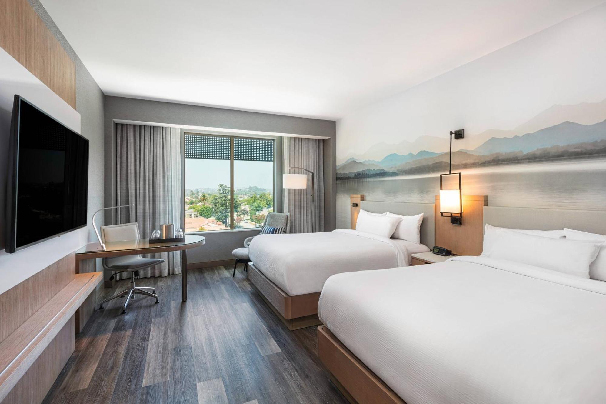 Courtyard By Marriott Los Angeles Монтерей-Парк Экстерьер фото